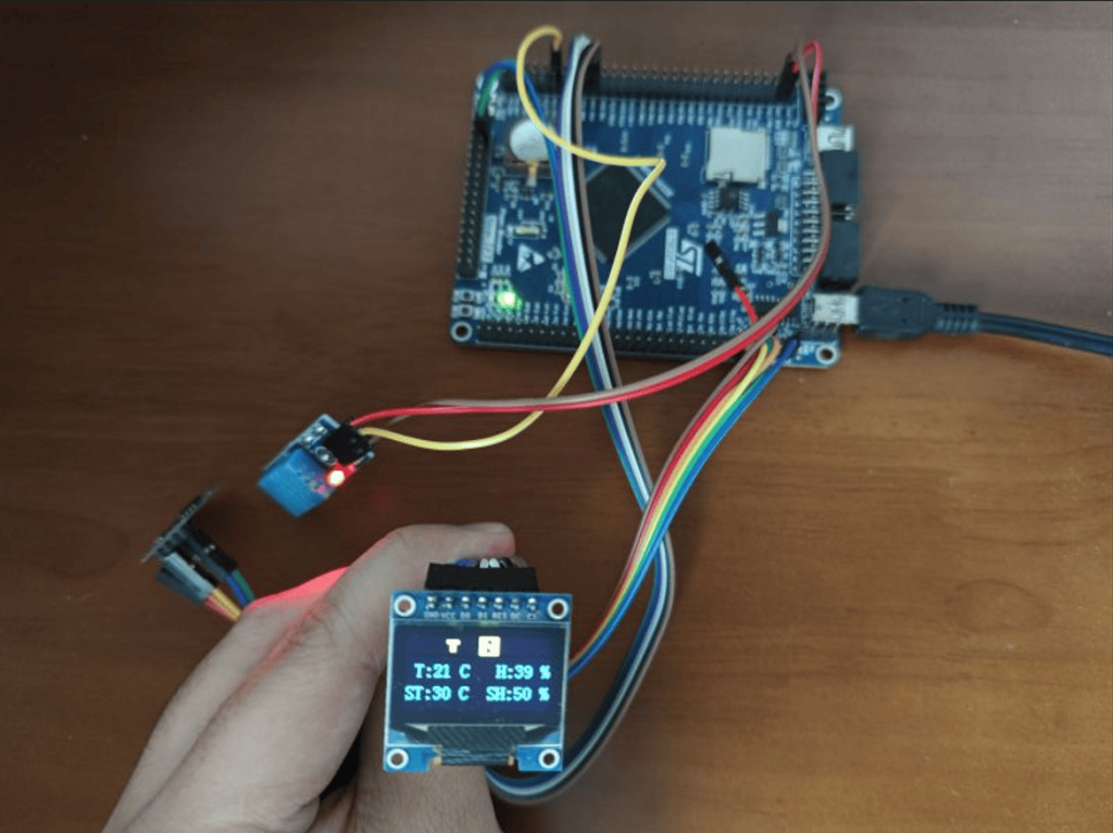 基于STM32的物联网智能温湿度检测系统